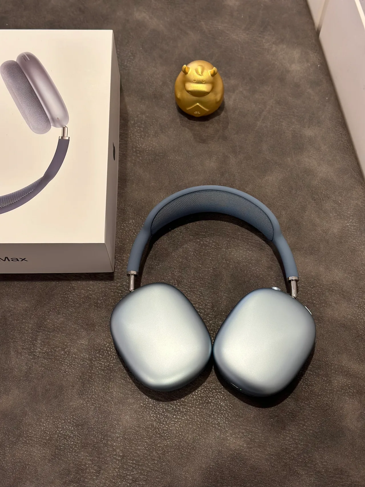 Apple AirPods Max Blue Gray Over-ear Headphones 8