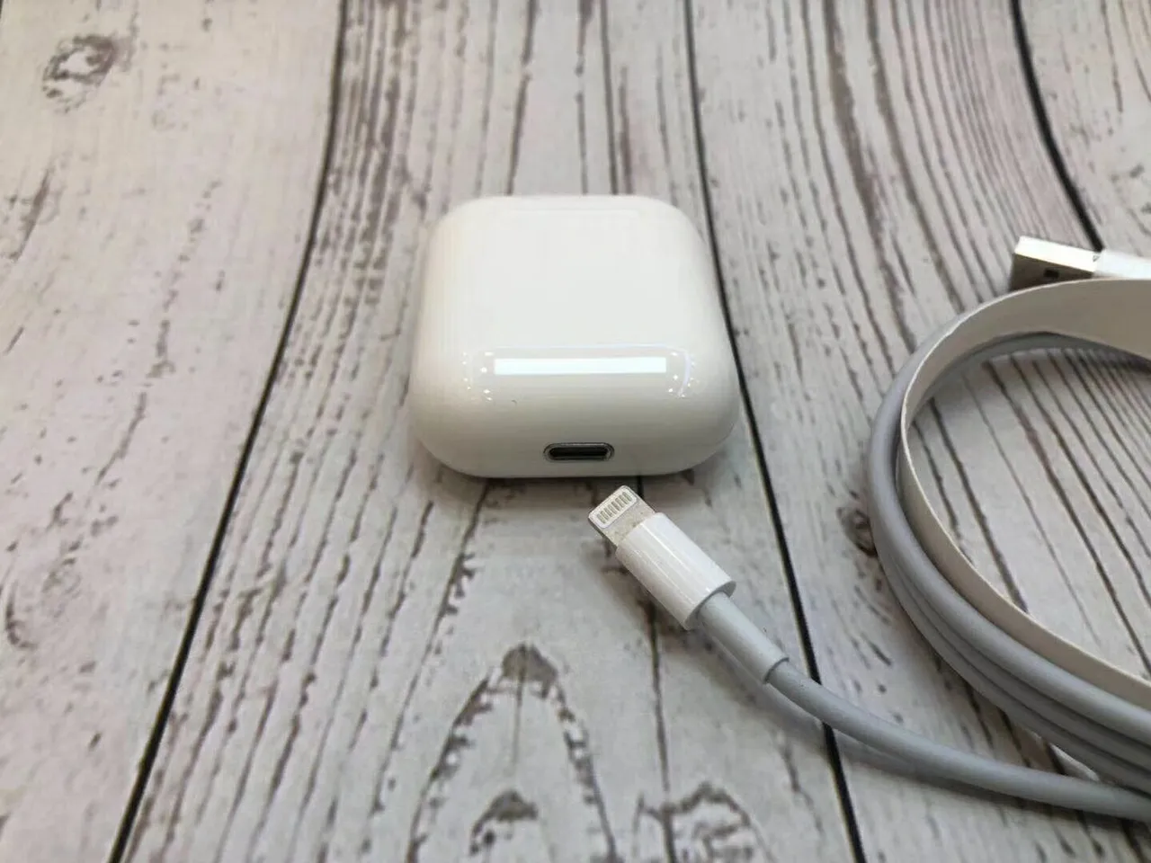 Apple AirPods White Short-Stem Open-Fit TWS Earbuds 3