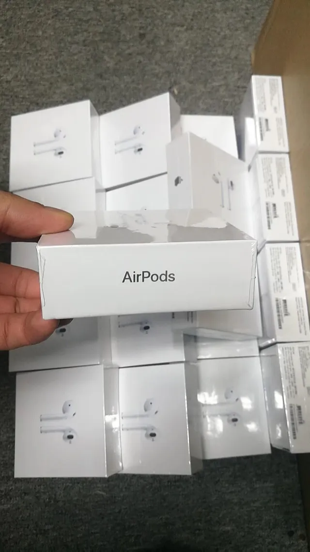Apple AirPods White Short-Stem Open-Fit TWS Earbuds 16