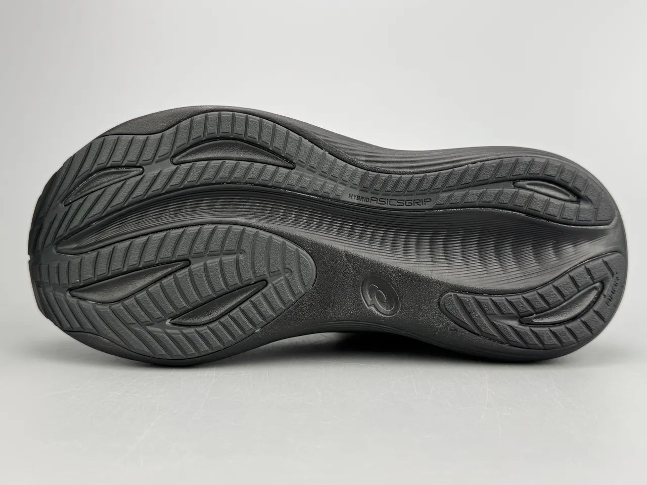 ASICS Black Monochromatic Engineered Mesh Upper Running Shoes 4