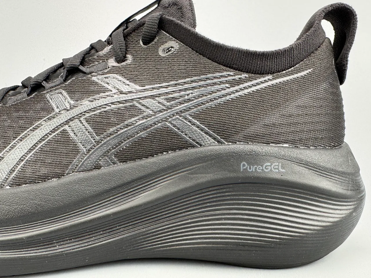 ASICS Black Monochromatic Engineered Mesh Upper Running Shoes 7