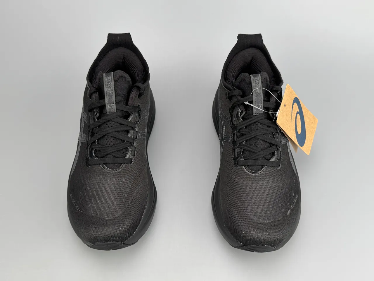 ASICS Black Monochromatic Engineered Mesh Upper Running Shoes 9