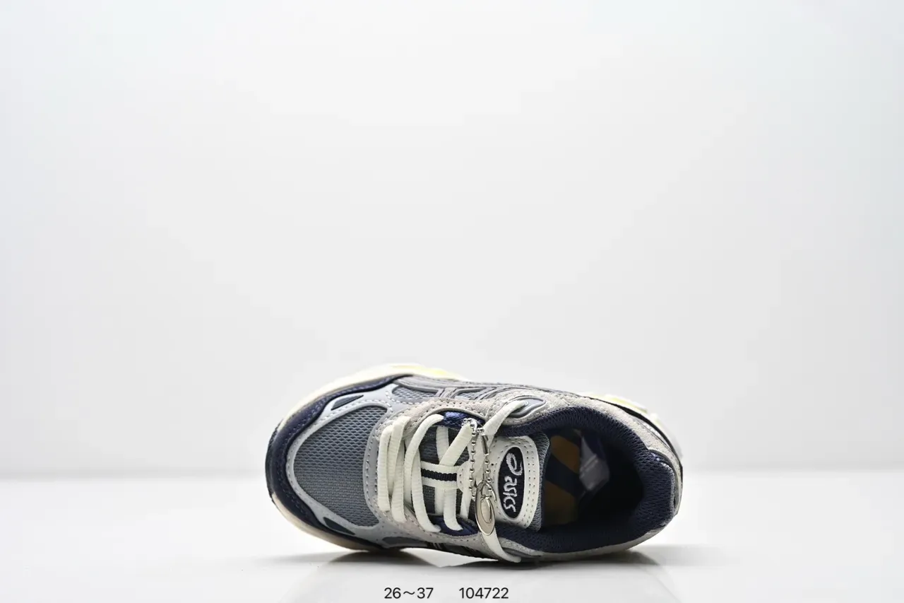 ASICS Gel-Kayano Preto Branco Prata tênis lifestyle 7