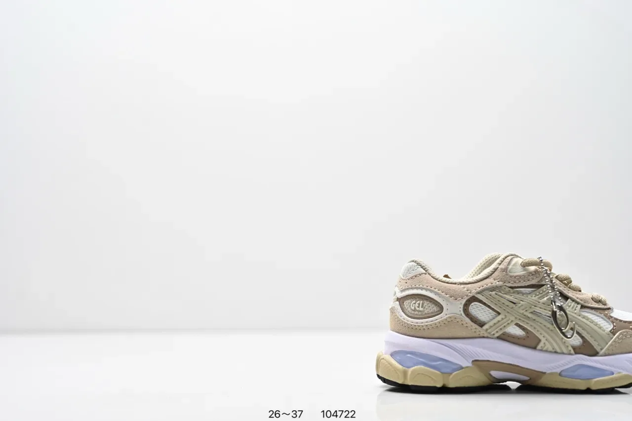 ASICS Gel-Kayano Preto Branco Prata tênis lifestyle 16