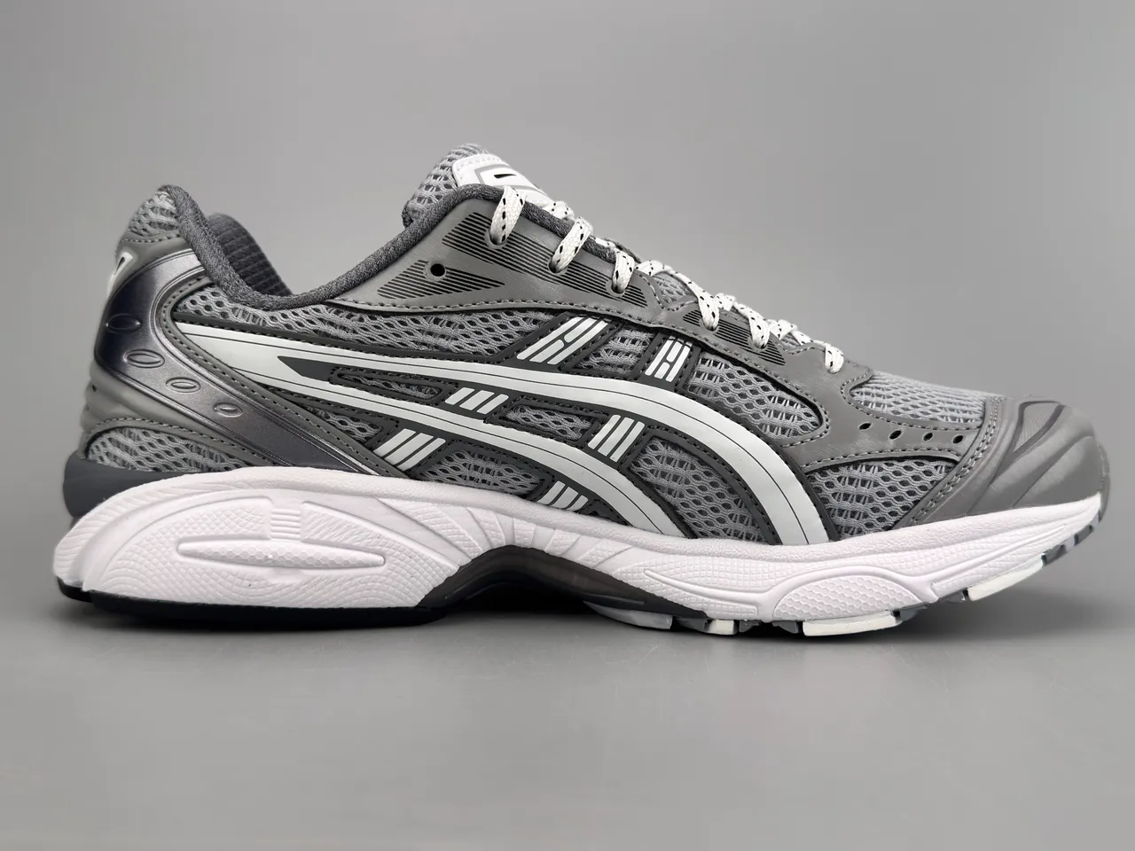 ASICS Gel-Kayano Gray and Silver Running Shoes 10