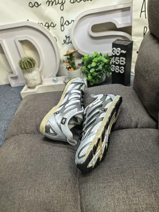 ASICS Gel-NYC فضي أسود بيج أحذية رياضية 6