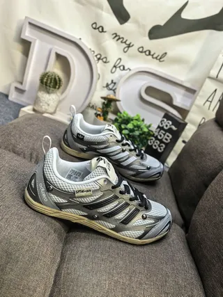 ASICS Gel-NYC فضي أسود بيج أحذية رياضية 9