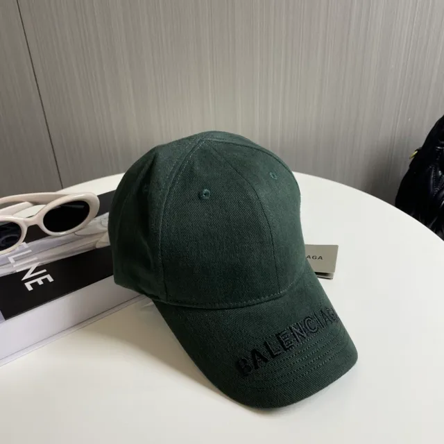 Balenciaga Casquette de baseball Vert armée Structurée Six panneaux Tonal Embroidered Logo 3