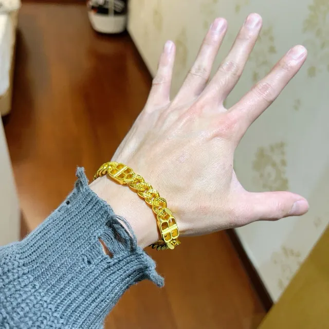 Balenciaga BB Chain Doré Curb-Link Bracelet 8