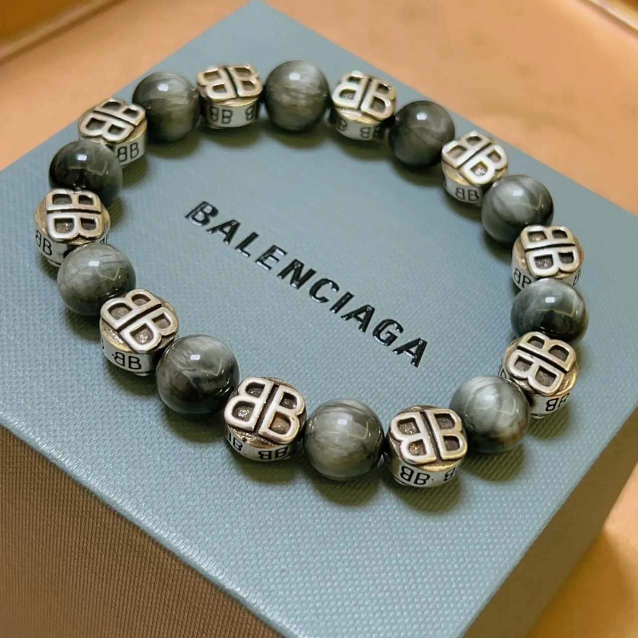 Balenciaga BB Logo Bracelet إسورة رمادي فضي مرصعة حجر ماربل 9