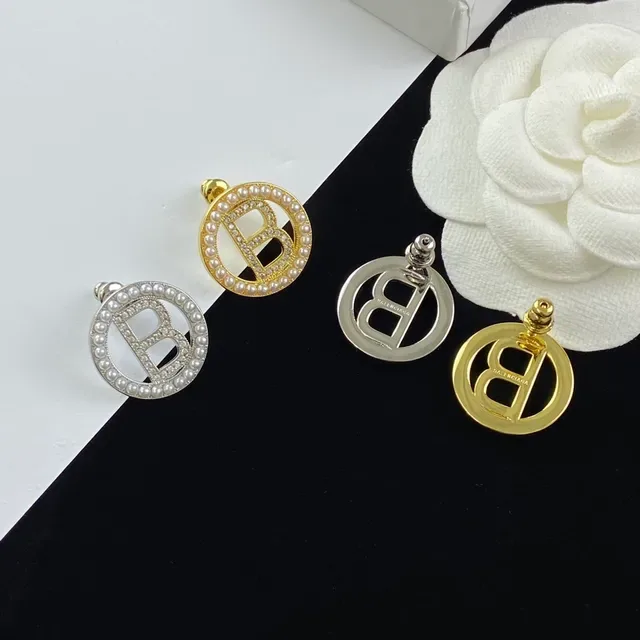 Balenciaga BB Logo Brincos de Pérola e Cristal Stud 2