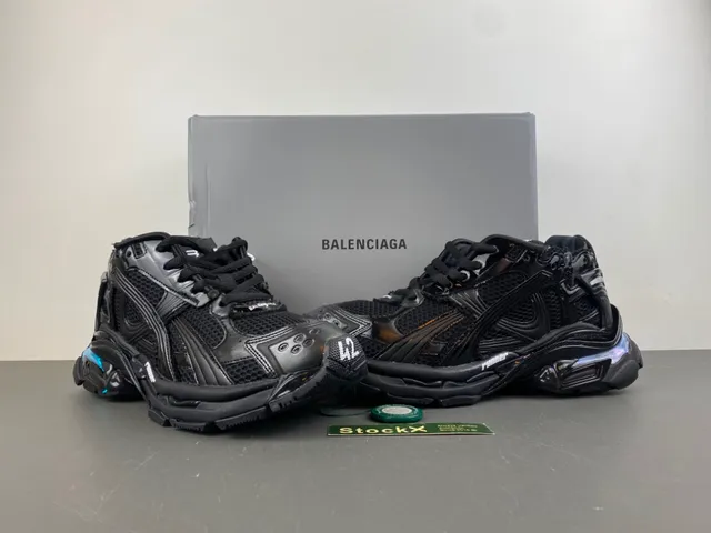 Balenciaga Tênis Chunky Sola Preta e Azul Malha e Superposição Sintética 13