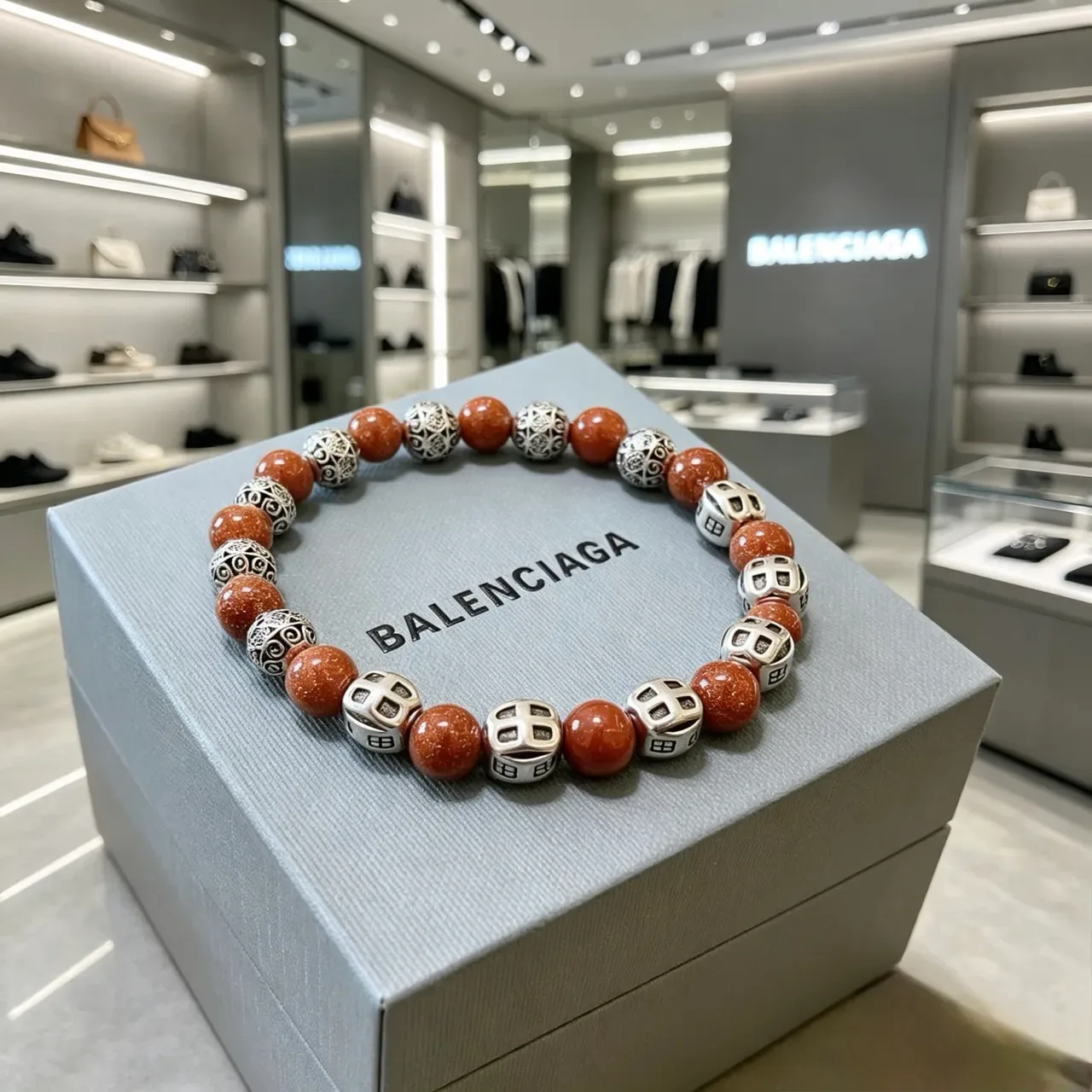 Balenciaga Pulseira Marrom Prateada com Contas e Acentos Metálicos 8