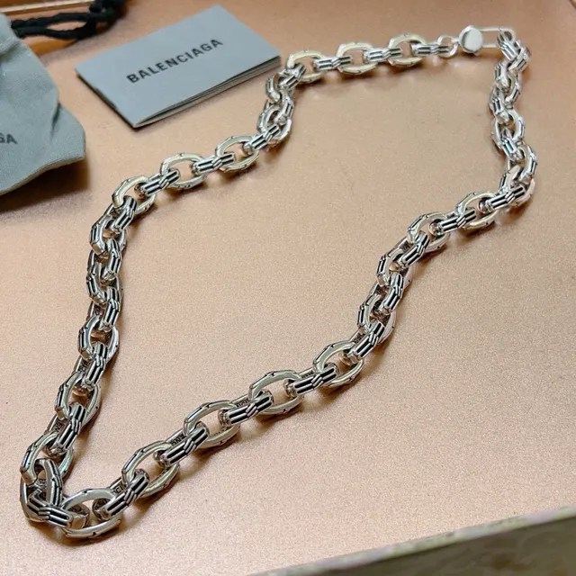 Balenciaga Chunky Oval-Link Chain Necklace 7