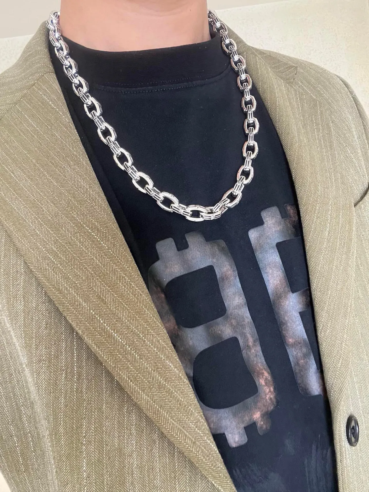 Balenciaga Chunky Oval-Link Chain Necklace 8