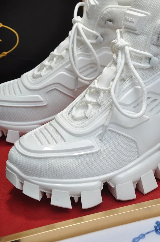 Balenciaga Defender High Monochrome White Chunky Sneaker 3