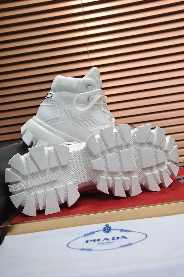 Balenciaga Defender High Monochrome White Chunky Sneaker 4