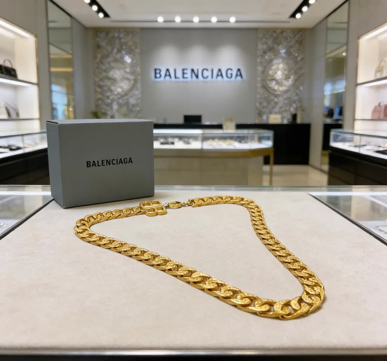 Collier Balenciaga Chaîne Curb-Link Dorée 7