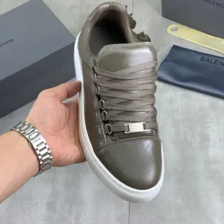 Balenciaga Gray White Leather Platform Sole Lifestyle Sneakers