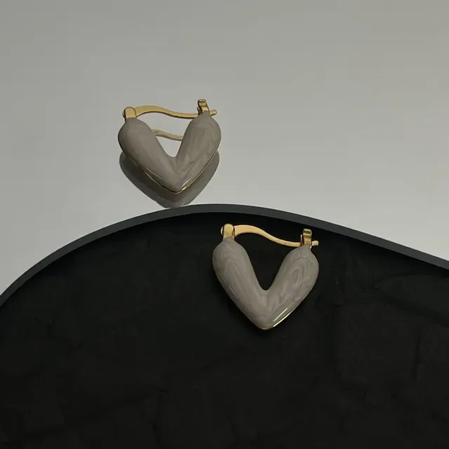 Balenciaga Brincos com formato de coração mármol 2