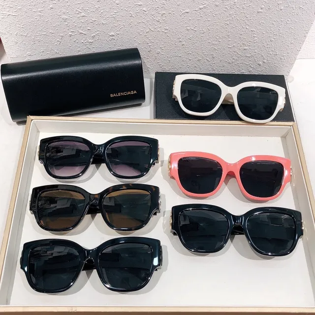 Balenciaga Hourglass Black Gradient Sunglasses 3