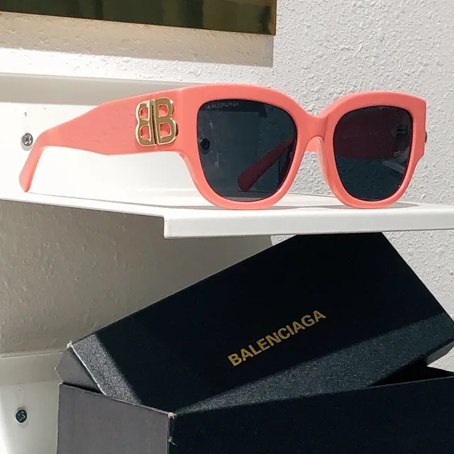 Balenciaga Hourglass Black Gradient Sunglasses 5