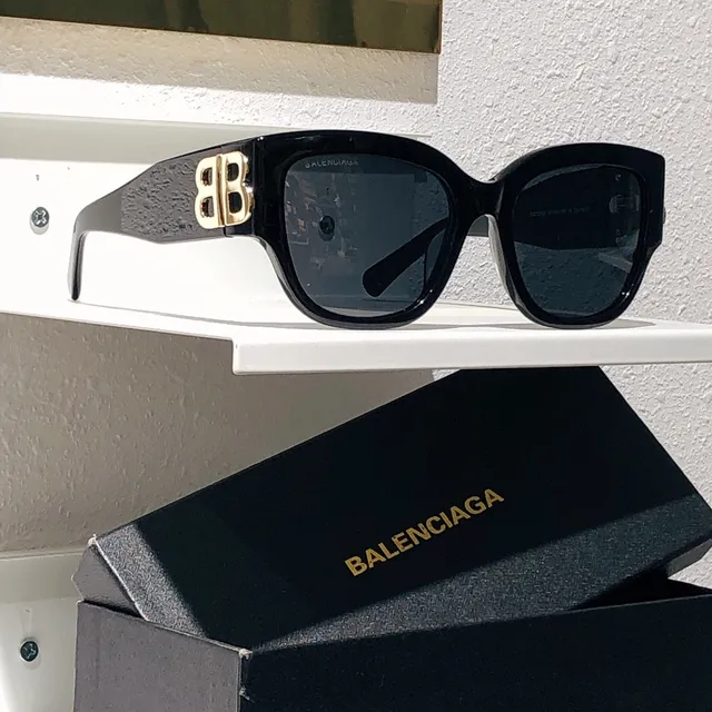 Balenciaga Hourglass Black Gradient Sunglasses 7