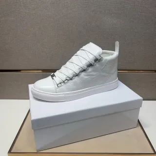 Balenciaga Le Cagole সাদা কুঁচকানো চামড়ার লাইফস্টাইল স্নিকার