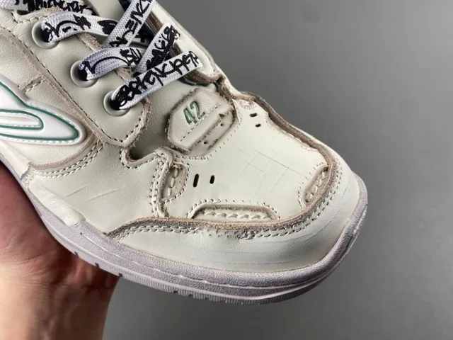 Balenciaga Runner Bege Verde Camada Couro Superior Impressão Graffiti Cadarços Tênis Lifestyle 2
