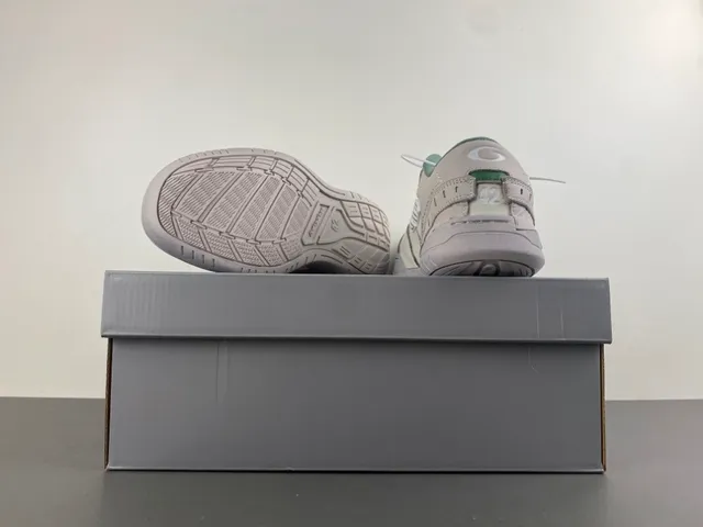 Balenciaga Runner Bege Verde Camada Couro Superior Impressão Graffiti Cadarços Tênis Lifestyle 15