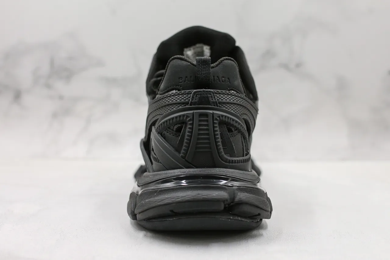 Balenciaga Runner Sneakers Chunky Negras Monocromáticas 11