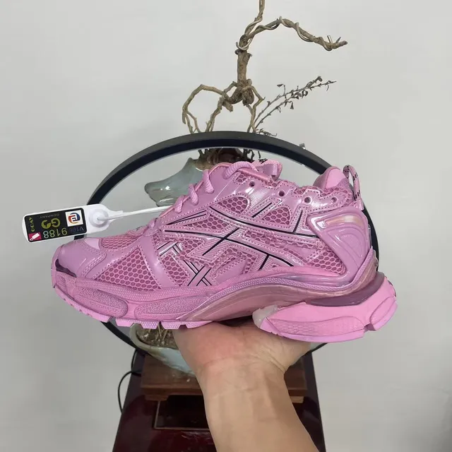 Balenciaga Runner Pink Chunky Sneakers 4