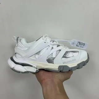Balenciaga Runner أبيض فضي رمادي حذاء كانكي