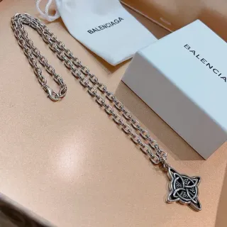 Balenciaga Silver Black Oval-Link Chain Celtic Knot Pendant Necklace
