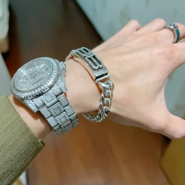 Balenciaga Plata Azul Cadena Curb-Link Gruesa Hebilla B-Buckle rectangular Brazalete 2
