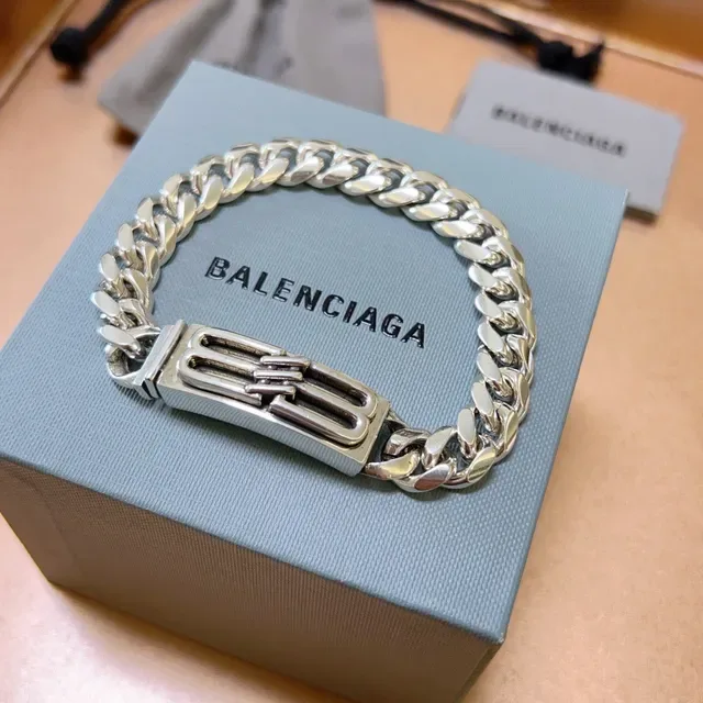 Balenciaga Plata Azul Cadena Curb-Link Gruesa Hebilla B-Buckle rectangular Brazalete 4