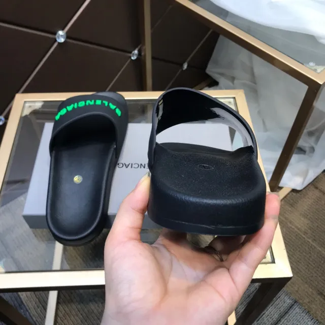 Balenciaga Slide Preto Verde Construção tipo borracha Logo Neón Bold Chinelos 4