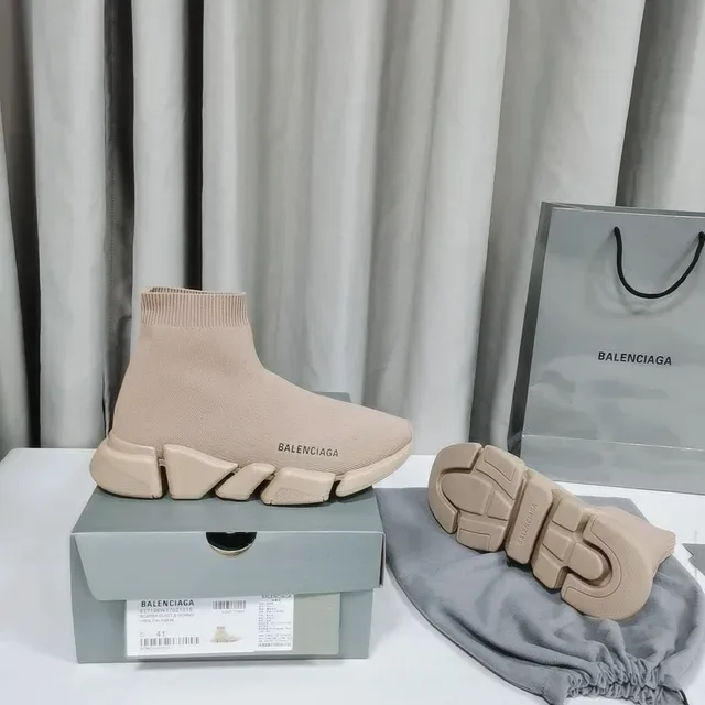 Balenciaga Speed Trainer Tênis Lifestyle de Malha Bege 2
