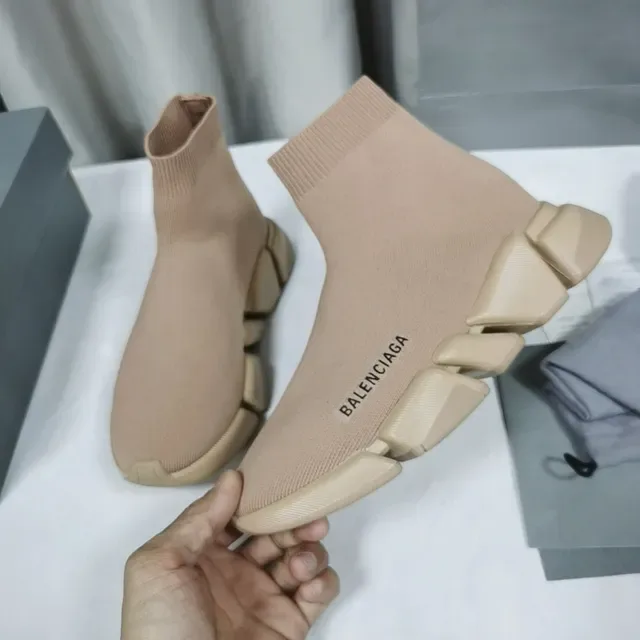 Balenciaga Speed Trainer Tênis Lifestyle de Malha Bege 5