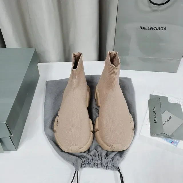 Balenciaga Speed Trainer Tênis Lifestyle de Malha Bege 6