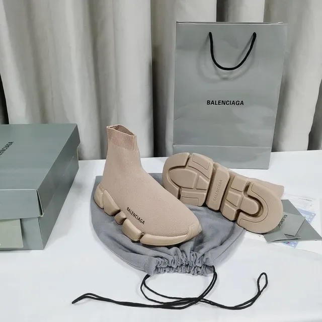 Balenciaga Speed Trainer Tênis Lifestyle de Malha Bege 8