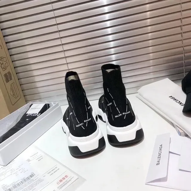 Balenciaga Speed Trainer Baskets Lifestyle Noires et Blanches en Tricot 3
