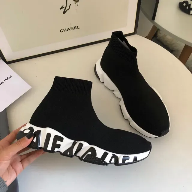 Balenciaga Speed Trainer Black and White tênis lifestyle 5