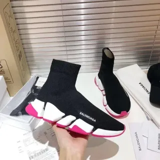 Balenciaga Speed Trainer أسود أبيض وردي حذاء لايف ستايل