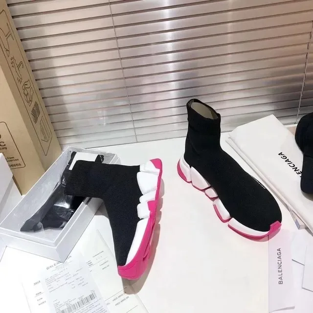 Balenciaga Speed Trainer أسود أبيض وردي حذاء لايف ستايل 2
