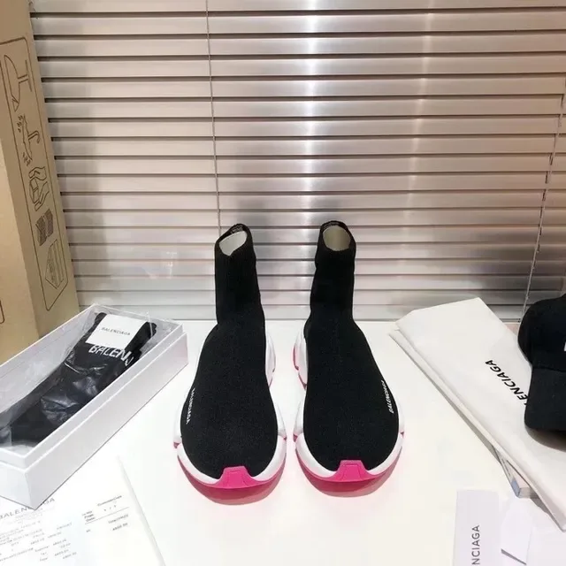 Balenciaga Speed Trainer أسود أبيض وردي حذاء لايف ستايل 4