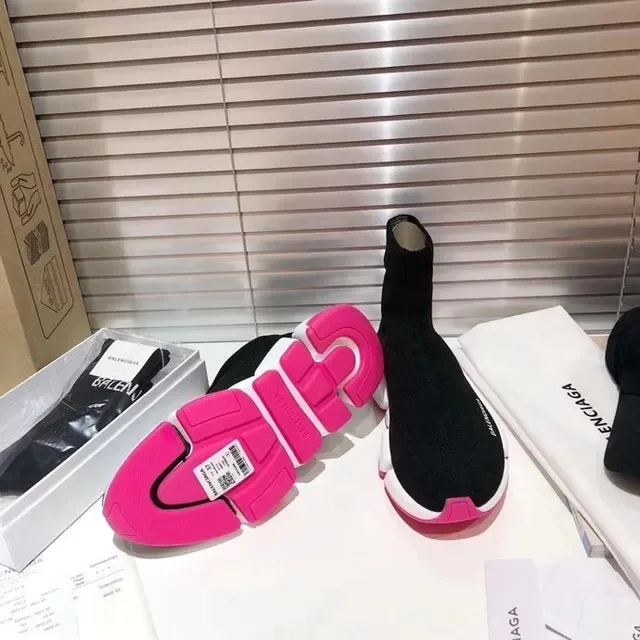 Balenciaga Speed Trainer أسود أبيض وردي حذاء لايف ستايل 8