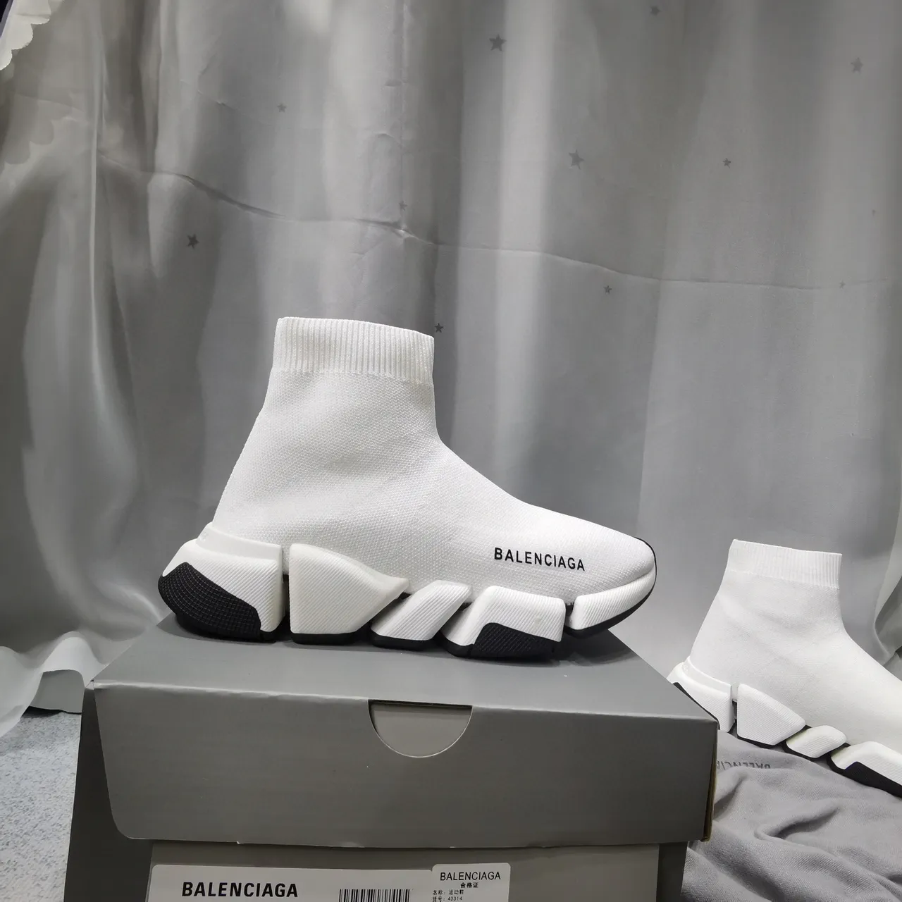 Balenciaga Speed Trainer tênis lifestyle branco e preto 7