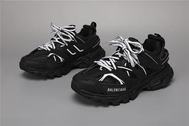 Balenciaga Track Sneaker sneakers noires et blanches chunky 5
