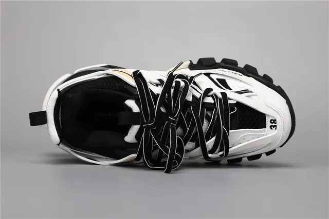 Balenciaga Track Sneaker branco preto bege tênis lifestyle 7